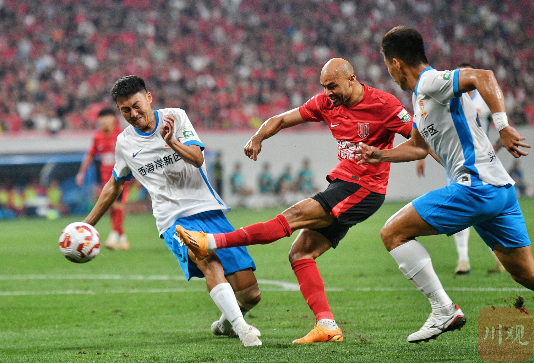 爱游戏官网网页版入口成都蓉城发布备战花絮，转会期绝杀压哨，NBA常规赛任务艰巨，轮换策略成焦点的简单介绍