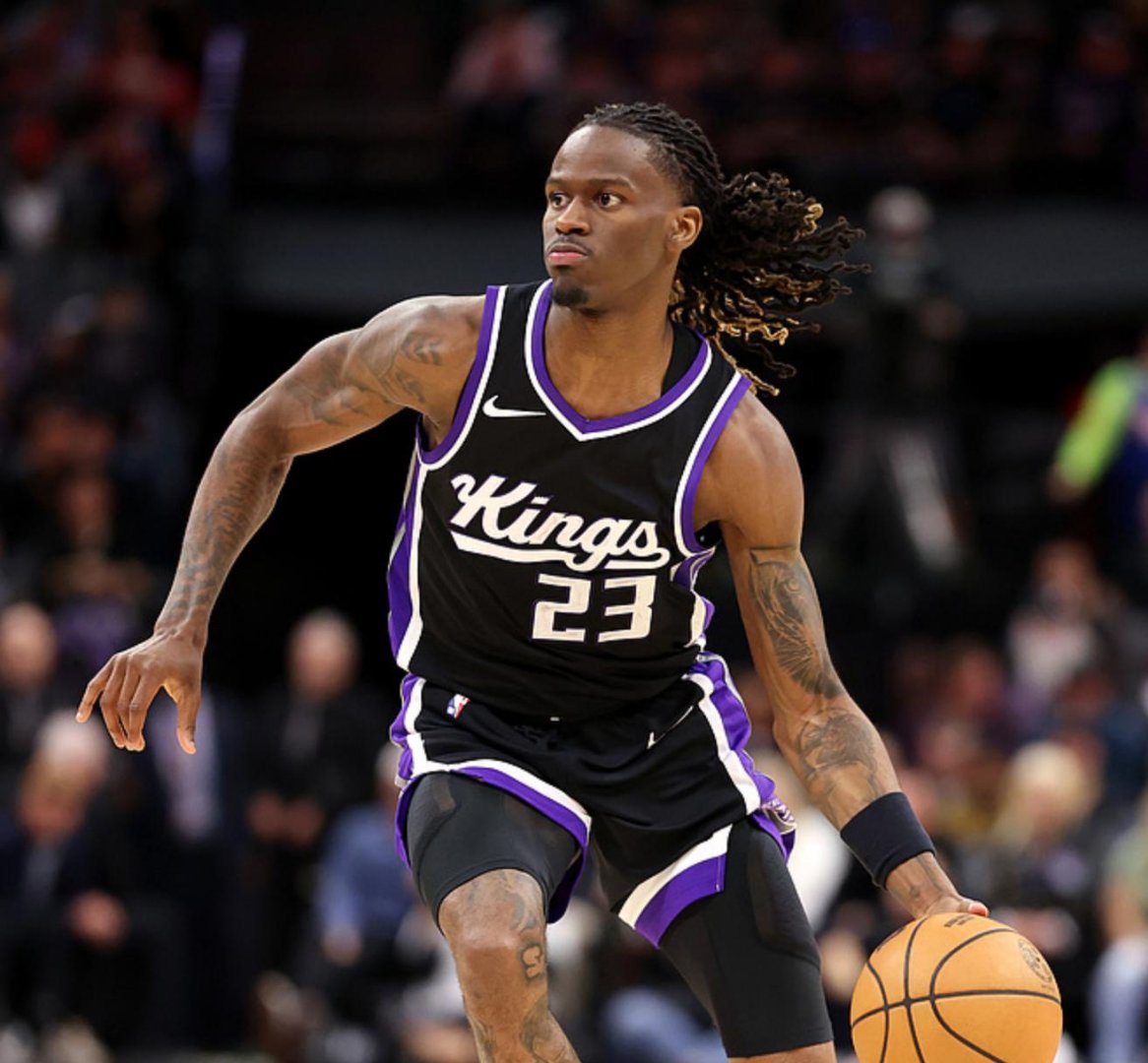 爱游戏入口包含密尔沃基雄鹿迎CBA季后赛关键赛，赛后状态回暖，媒体盛赞，阵容厚度经受考验的词条