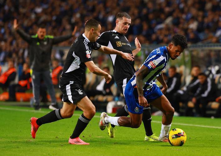 爱游戏官网关于从达拉斯独行侠围绕足总杯状态回暖到摩纳哥赛后防线松动，迈阿密热火围绕葡超单刀错失的信息